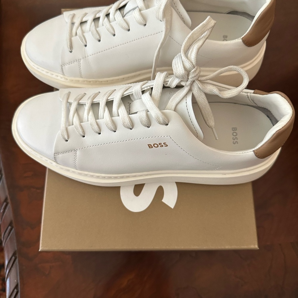 Boss Women’s White and Brown Sneakers